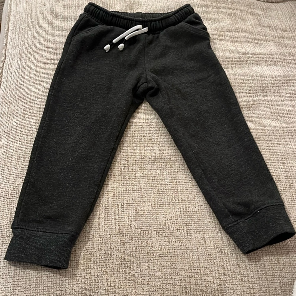 3T joggers w/ pockets & drawstring dark charcoal gray